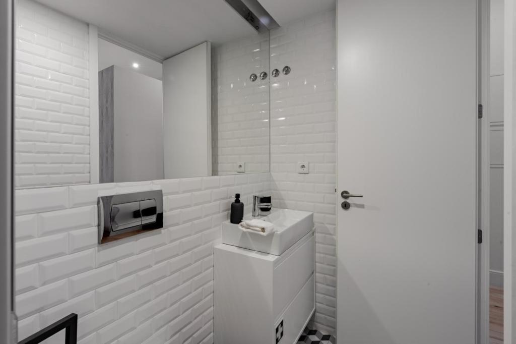 Sun Charming Apartment Porto Bagian luar foto