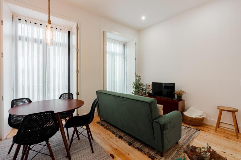 Sun Charming Apartment Porto Bagian luar foto